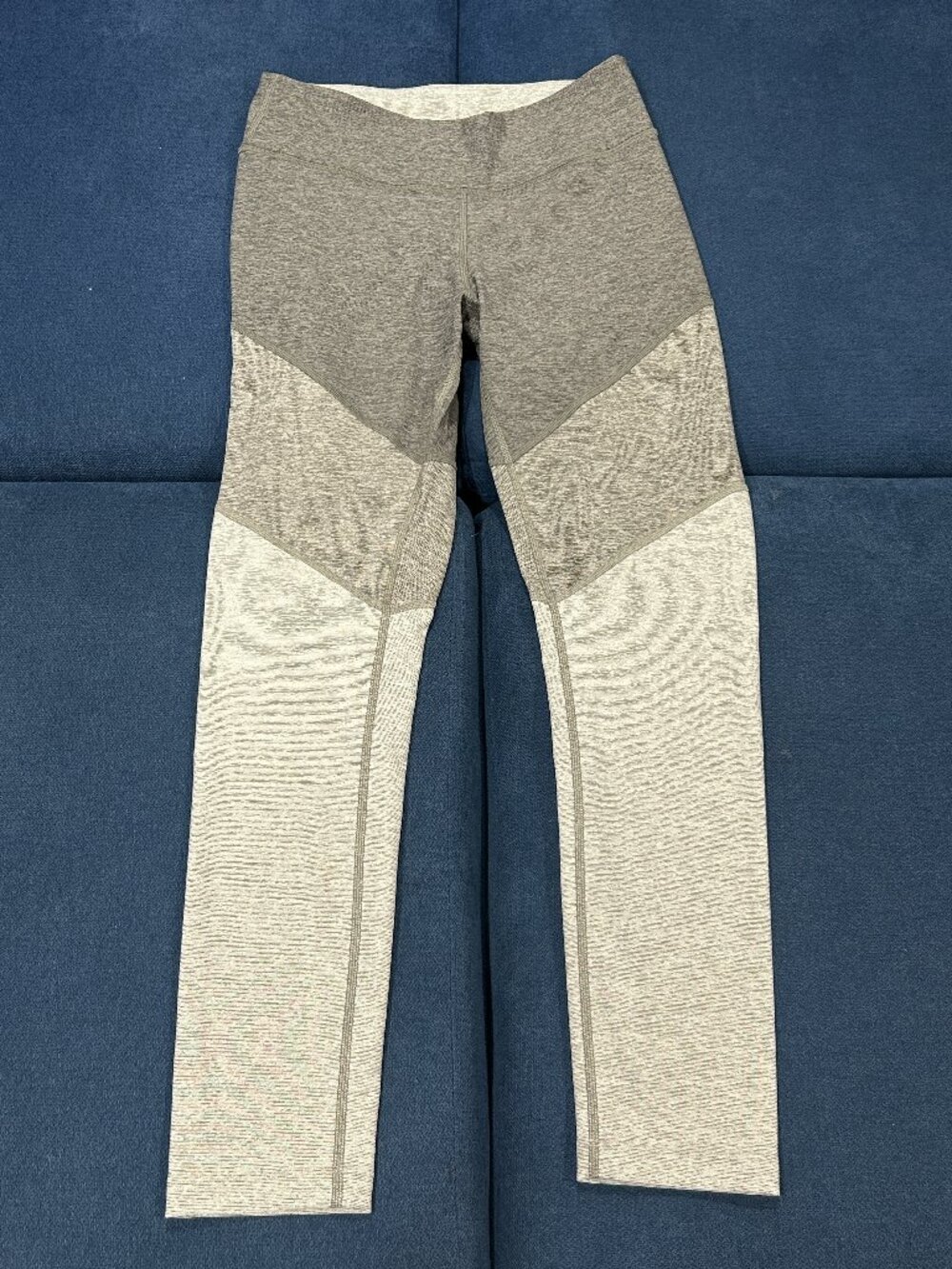 Outdoor Voices Springs Warmup 7/8 Leggings Medium Tri Tone Grey Colorblock